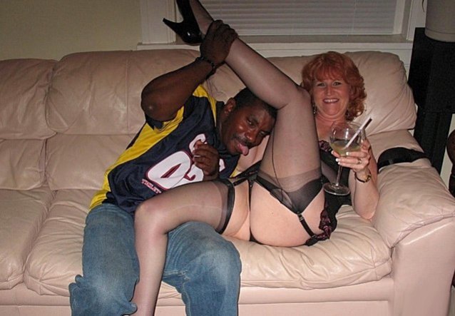 Mature Woman Getting Horny At Party Makes Out With Black Interracial Pictures